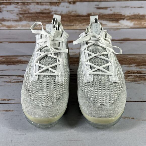 Nike Air VaporMax 2021 Flyknit Pure Platinum White Sz 7.5 DC4112-100 - Picture 1 of 10